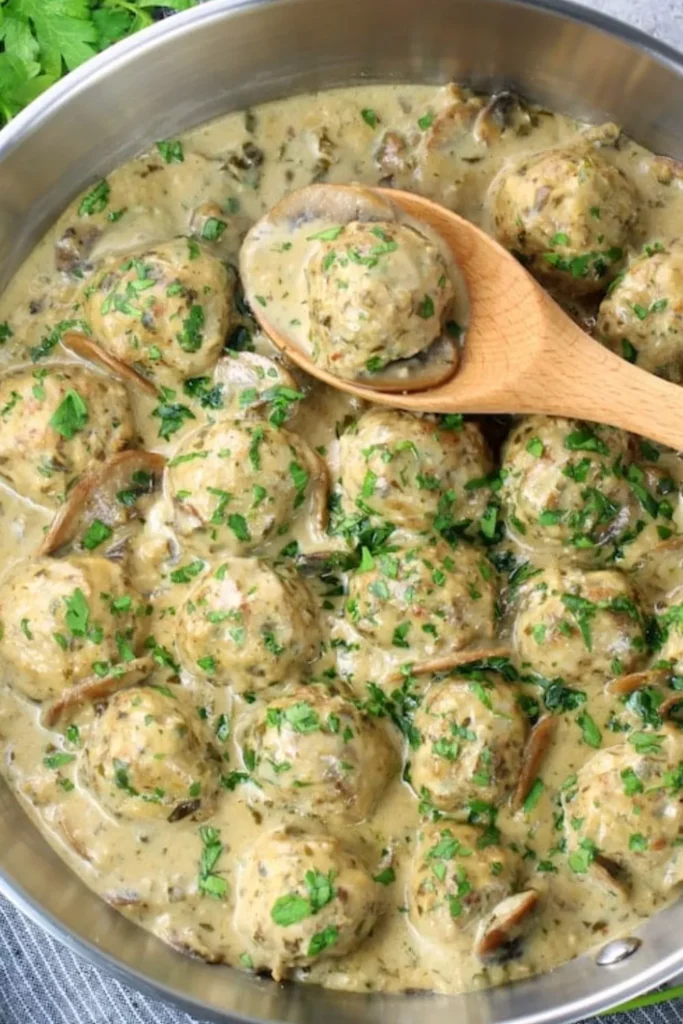 Creamy Spinach Turkey Meatballs